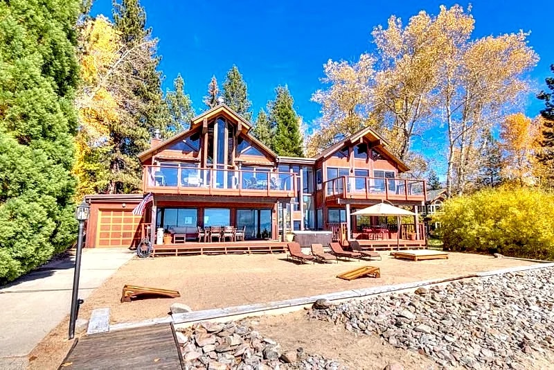 Lake Front Retreat With Your Private Beach & Hot Tub in Tahoe Vista, California, United States — photo 3