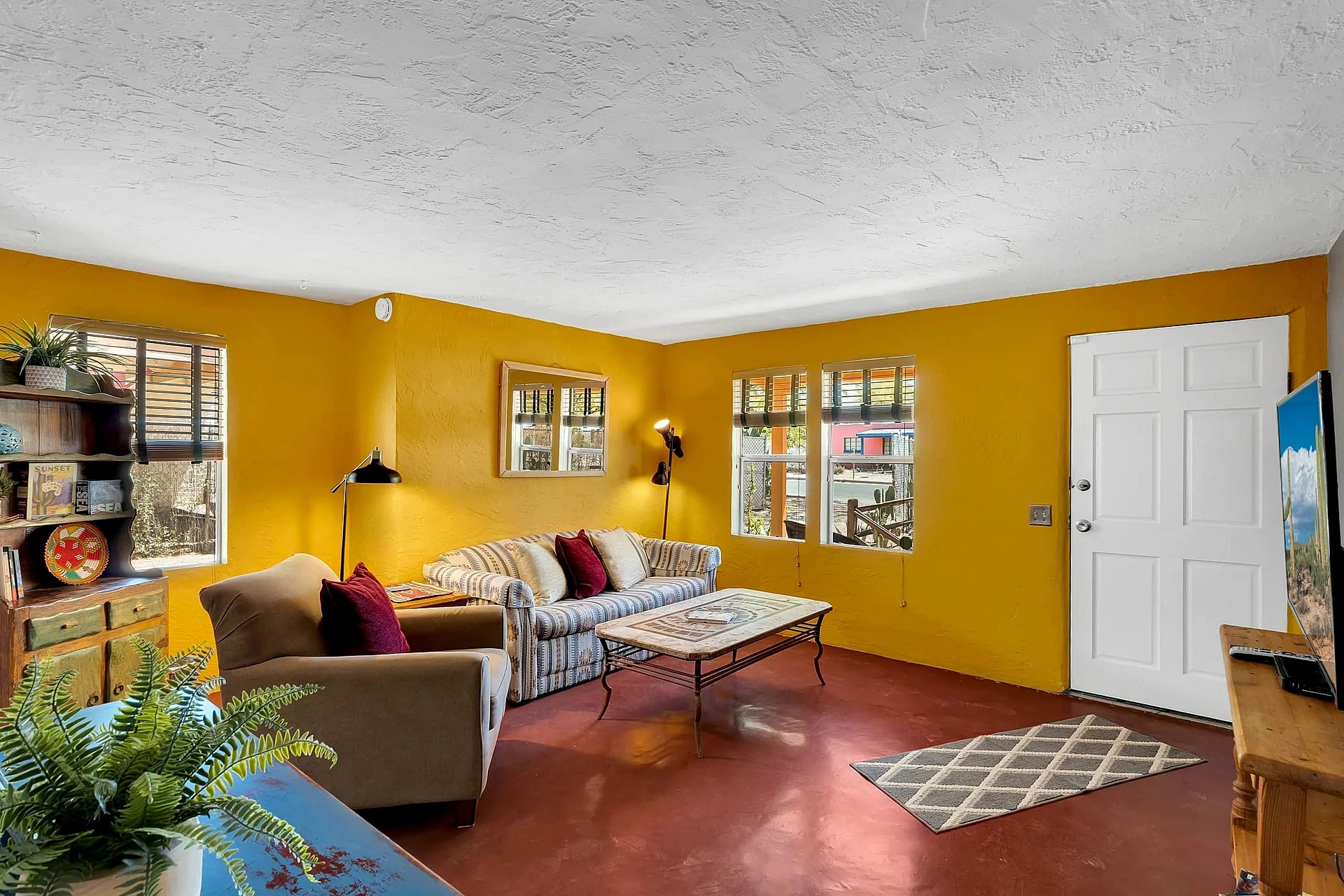 Quintessential Midtown Bungalow in Tucson, Arizona, United States — photo 3