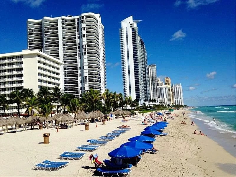 22% DISCOUNT! Ocean Beach Condo La Perla Sunny Isles Beach Miami Fl. STR-00067. in Sunny Isles Beach, Florida, United States — photo 2