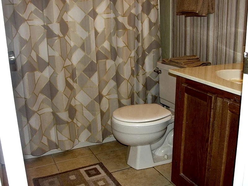 New Orleans 2 Bedroom, 2 Bath Half Duplex in New Orleans, Louisiana, United States — photo 5