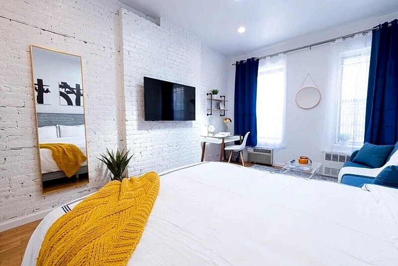 26-4A New Studio prime 20's W/D Shared Courtyard in New York City, New York, United States — photo 3