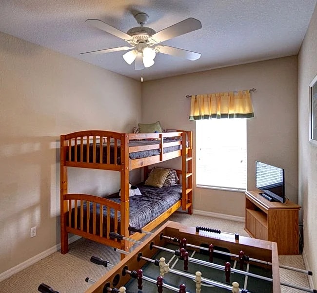 Nice Townhome near Orlando's Themeparks with private Jacuzzi & heated Pool in Kissimmee, Florida, United States — photo 3