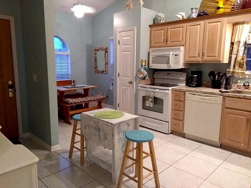 3 bedroom 2 bath Home Private Pool, Pet Friendly in Panama City Beach, Florida, United States — photo 4