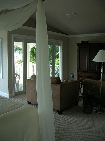 Oceanfront Luxury 'Mar Azul' in Marathon, Florida, United States — photo 2