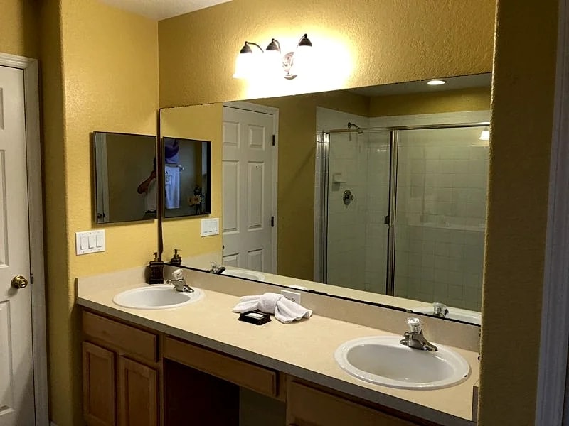 Clean and Spacious, Pool and Wifi, Near Disney in Clermont, Colorado, United States — photo 3