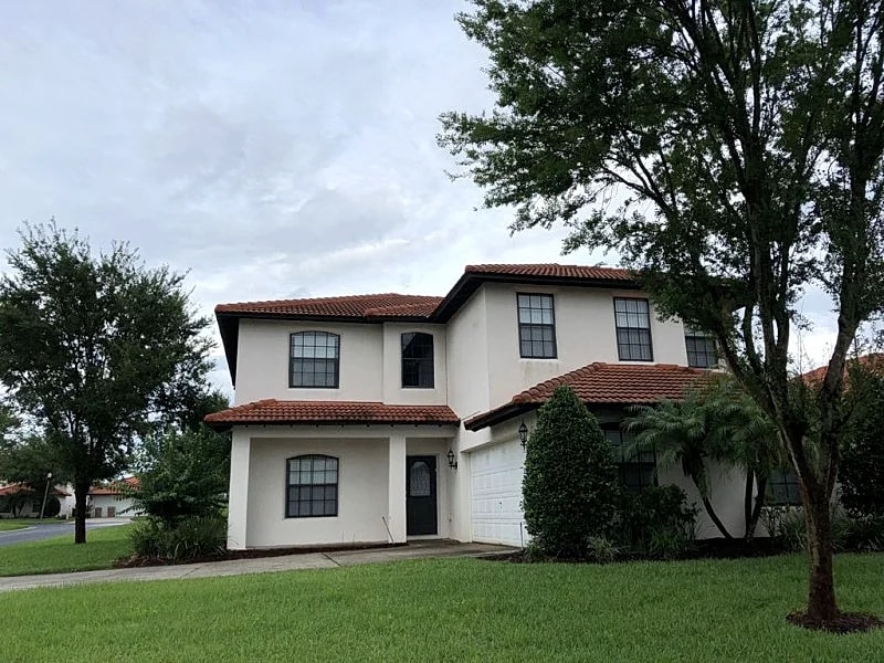 Clean and Spacious, Pool and Wifi, Near Disney
