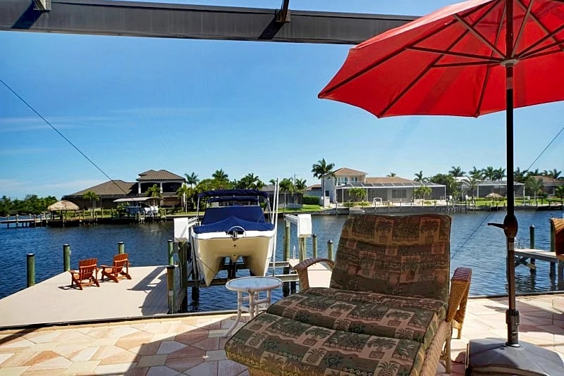 CCVS - Villa Kara Tuscany - Tuscan Elegance with Canal Views and Dock in Cape Coral in Cape Coral, Florida, United States — photo 5