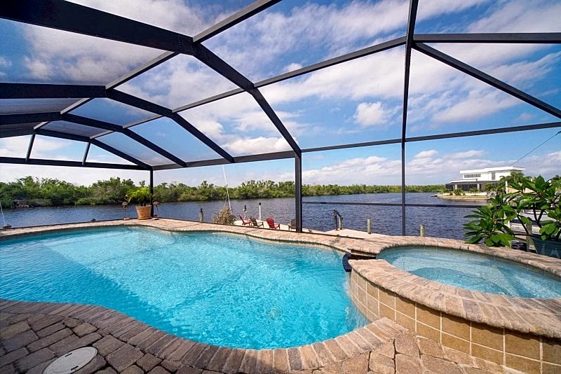 CCVS - Villa Secret Corner - Tranquil Waterfront Retreat with Private Pier in Cape Coral in Cape Coral, Florida, United States — photo 5