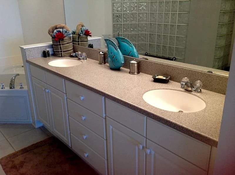 Designer Style 8th Floor Oceanfront Condo in Daytona Beach, Florida, United States — photo 5