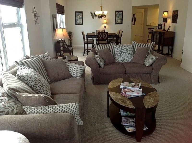 Designer Style 8th Floor Oceanfront Condo in Daytona Beach, Florida, United States — photo 2