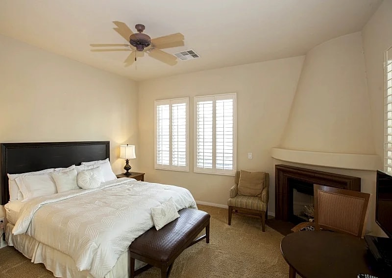 3 Bedroom Single Story La Quinta Vacation Villa - Reynen Luxury Homes in La Quinta, California, United States — photo 5