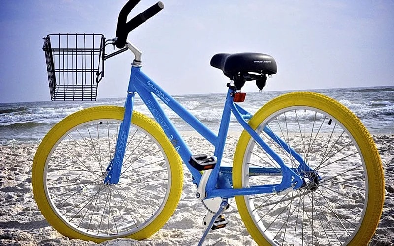 HAPPY OURS. FREE BIKES, VERY CLEAN. PRIVATE BEACH ACCESS. in Panama City, Florida, United States — photo 2