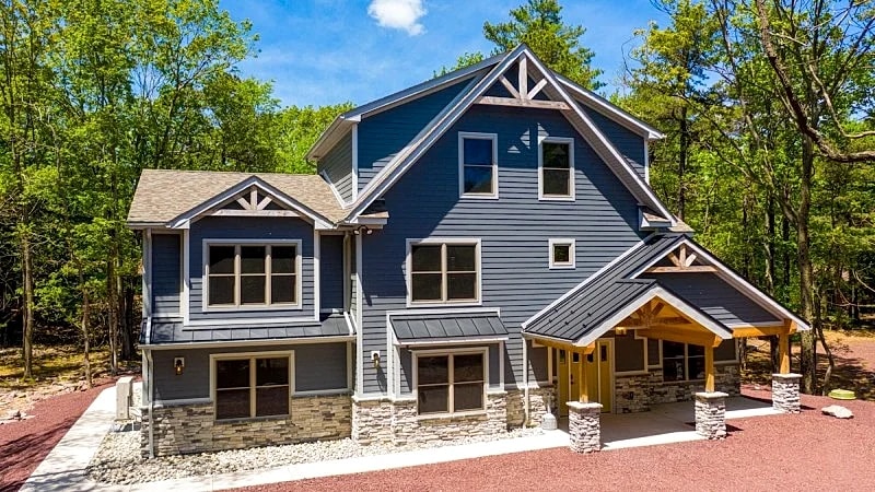 "Matterhorn" Near JFBB Skiing, Elevator, Private Hot Tub, Firepit, Pool Table, Grill in Lake Harmony, Pennsylvania, United States — photo 1