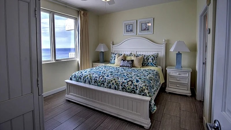 ShoreTherapy 1203 OCEANFRONT CORNER UNIT wrap around balcony Breathtaking views! in Panama City Beach, Florida, United States — photo 5