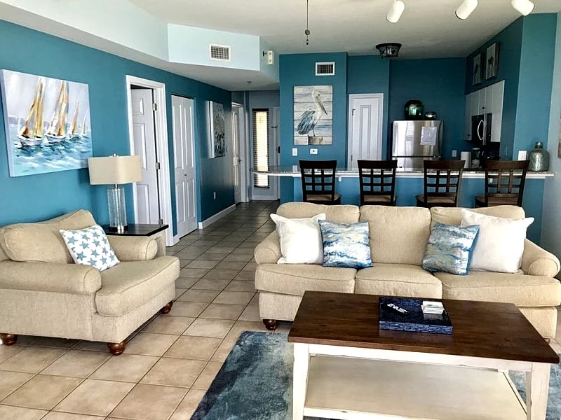 Shore Therapy 1603! Set Beach Chairs Included /Corner unit wrap balcony in Panama City Beach, Florida, United States — photo 4