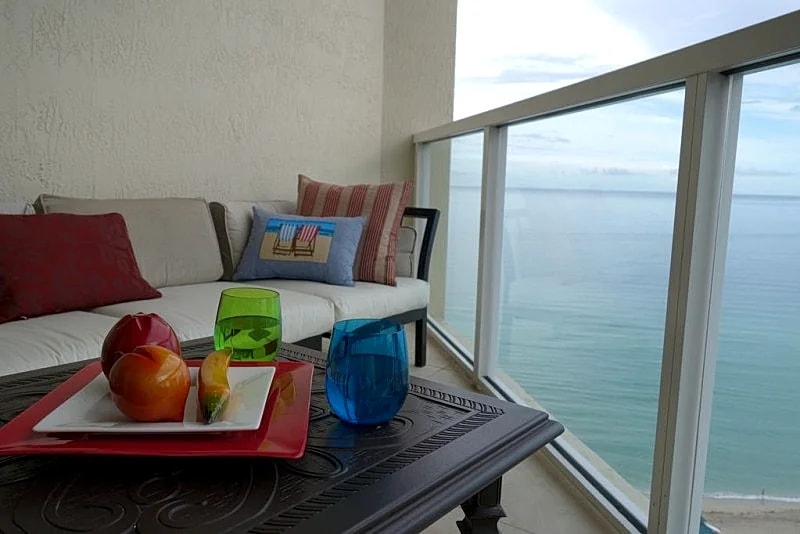 *****PAMPER Yourself!!! LUXURIOUS OCEANFRONT Condo***** Rental Lic # STR 00154 in Sunny Isles Beach, Florida, United States — photo 2