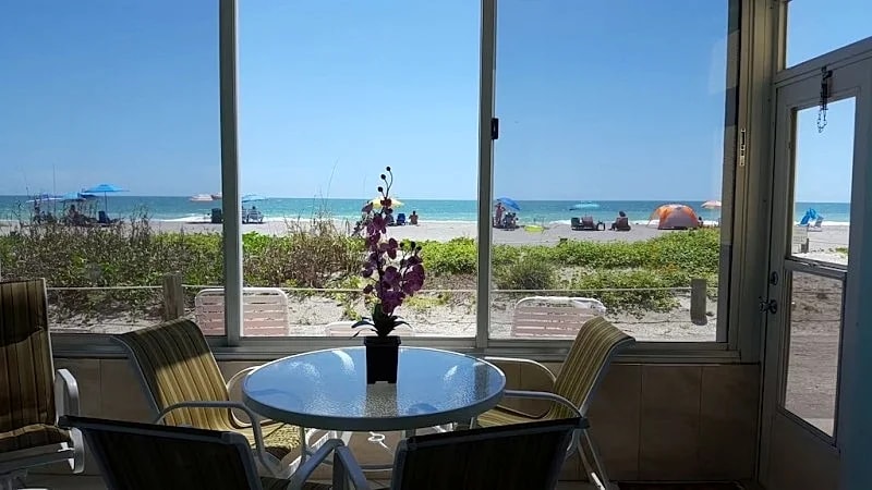 Gulf-Front Paradise on Turtle Beach, 2BR/2BA with Boat Dock & Stunning Views in Siesta Key, Florida, United States — photo 5