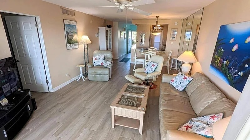 Gulf-Front Paradise on Turtle Beach, 2BR/2BA with Boat Dock & Stunning Views in Siesta Key, Florida, United States — photo 4