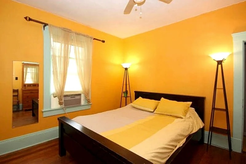 5 Points Bungalow~2bdrm/1bth~5 Min Walk To Groceries, Cafes, Museums, Bars, Etc in Asheville, North Carolina, United States — photo 5