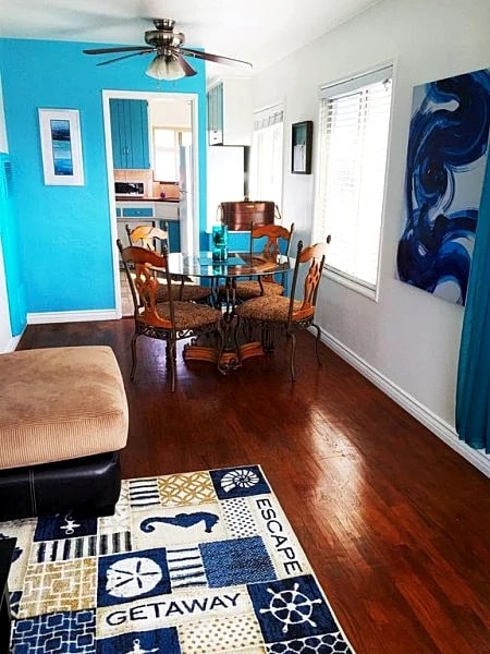 Neal's Nautical Nest! Steps to the water on both sides!! in San Diego, California, United States — photo 3
