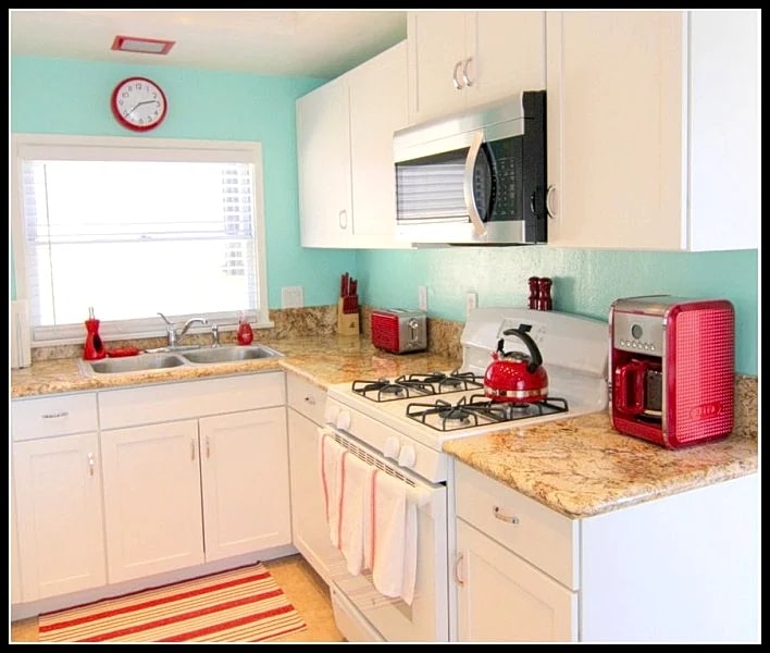 Check out our Ocean Beach Bungalow! in San Diego, California, United States — photo 3