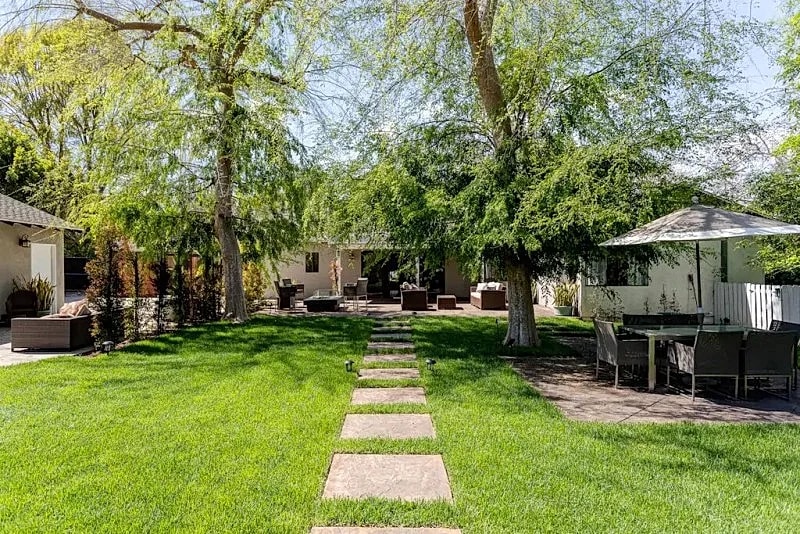 Modern Ranch Oasis, Pool, Guest House by Universal in Woodland Hills, California, United States — photo 2