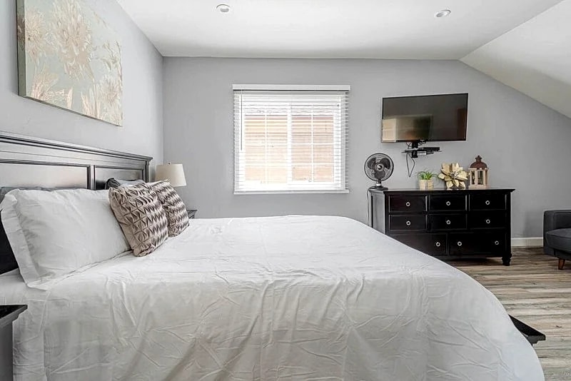 Amazingly Nice Newly Remodeled Perfect Vacation Home!! in Van Nuys, California, United States — photo 5