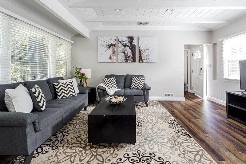 Stunning Gated Home near Universal Studios! in Van Nuys, California, United States — photo 3