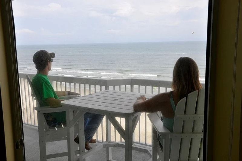 Paradise Pointe In Cherry Grove is Total Relaxation -Top Reviews! On the Beach in North Myrtle Beach, South Carolina, United States — photo 3