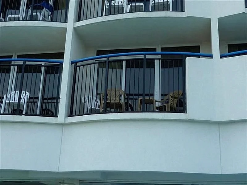Oceanfront King Bed Suite - Renovated and perfect for a great Vacation! in North Myrtle Beach, South Carolina, United States — photo 2