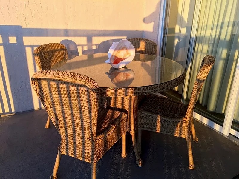 Luxury Ocean Front Corner Unit Free WiFi, 55' Big Screen Smart TVs, Tile floors in North Myrtle Beach, South Carolina, United States — photo 2