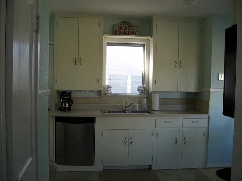 Fun and Affordable Beach Side Home Less than 2 Blocks to the Beach in Daytona Beach, Florida, United States — photo 3