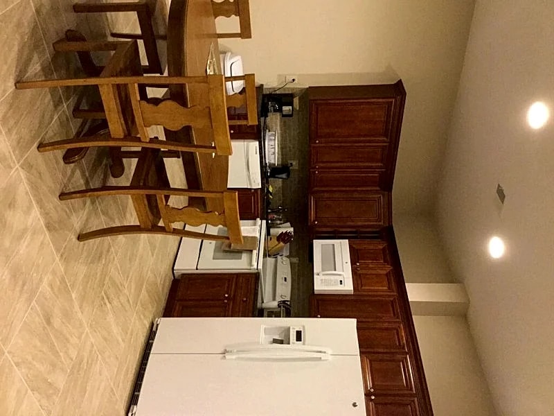 StaySimpler Center City East ??Stylish 3BR/2BA??2 blocks PA Conv. Center??5 Qn Beds in Philadelphia, Pennsylvania, United States — photo 4