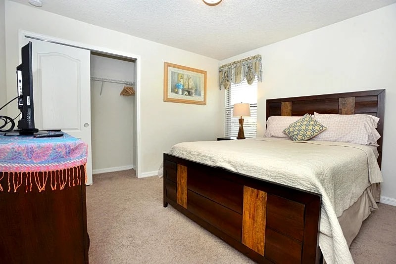 9 Beds 6 Baths Private Pool Villa in Brand New 5 Star Resort - 6 Miles to Disney in Kissimmee, Florida, United States — photo 5