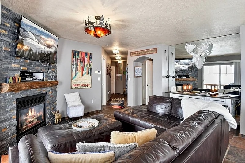 Ski The Best At A Great Price! 2 Minutes From Deer Valley Gondola in Heber City, Utah, United States — photo 5