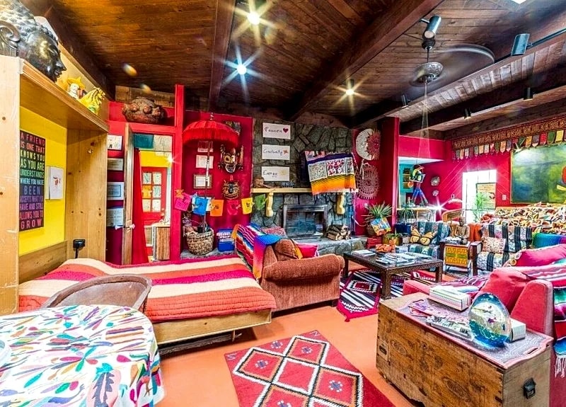 NE Heights Luxurious Retreat, Large Group Capacity in Albuquerque, New Mexico, United States — photo 5
