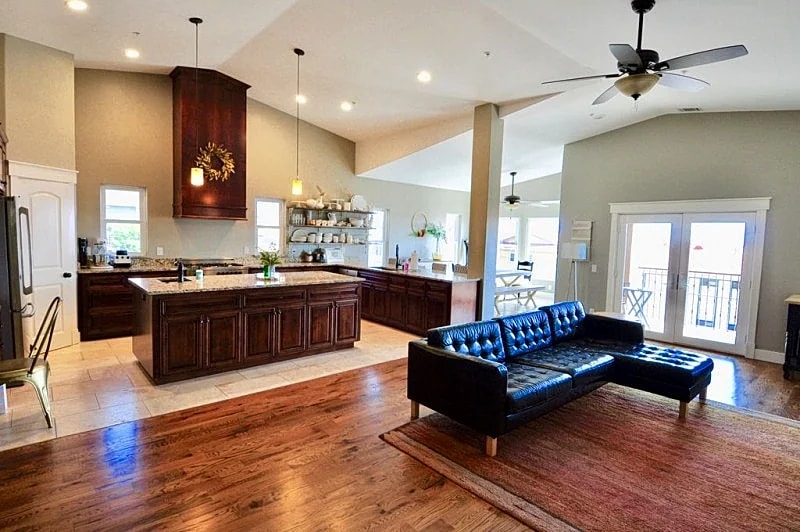 LARGE BEACH HOUSE, Fam Friendly Home, 30 days or longer in Cayucos, California, United States — photo 4