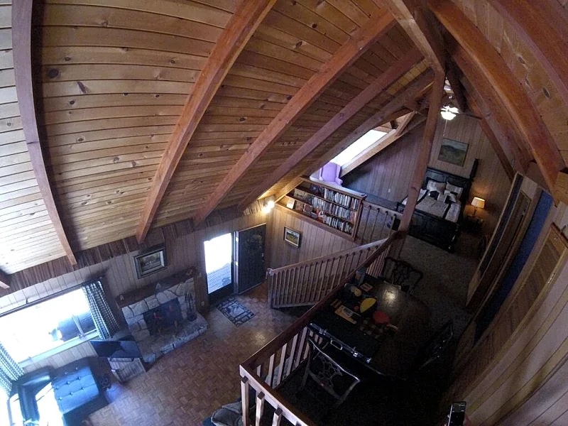 REDUCED PRICE!!! COZY CABIN BY THE LAKE+BBQ+DECK+VIEW in Crestline, California, United States — photo 5