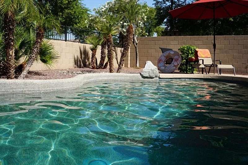 Private Desert Oasis with Tropical backyard,Heated Pool Included, Built-in Grill in Surprise, Arizona, United States — photo 2