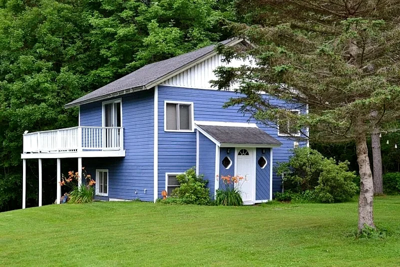 Close to skiing in Windham and Hunter, zip line, hiking, lakes, 20+restaurants