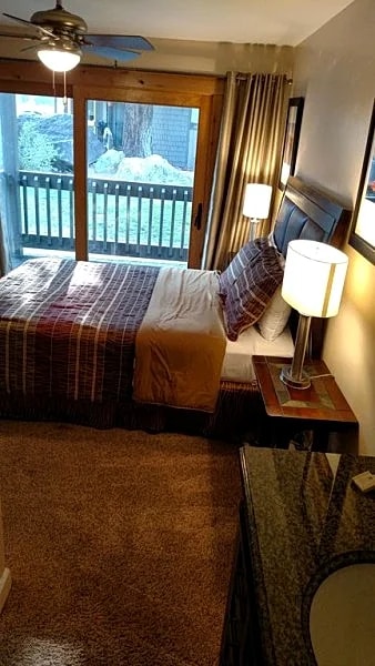 First-Class Luxury Townhome, Restaurant Row, across from Grumpy's and CJ's in Mammoth Lakes, California, United States — photo 4