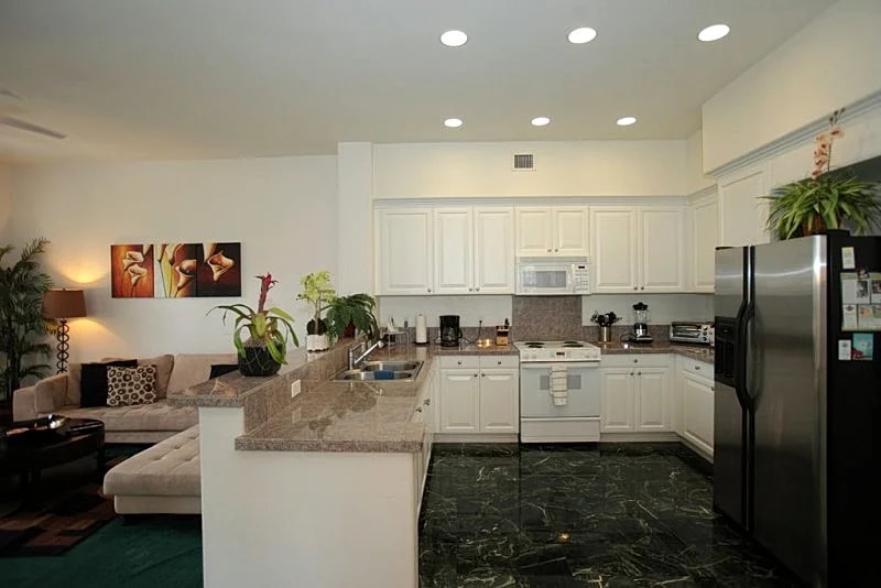 Luxury Ko'Olina Coconut Plantation Oahu, 2-Story Hawaii Vacation Home Rental in Kapolei, Hawaii, United States — photo 4