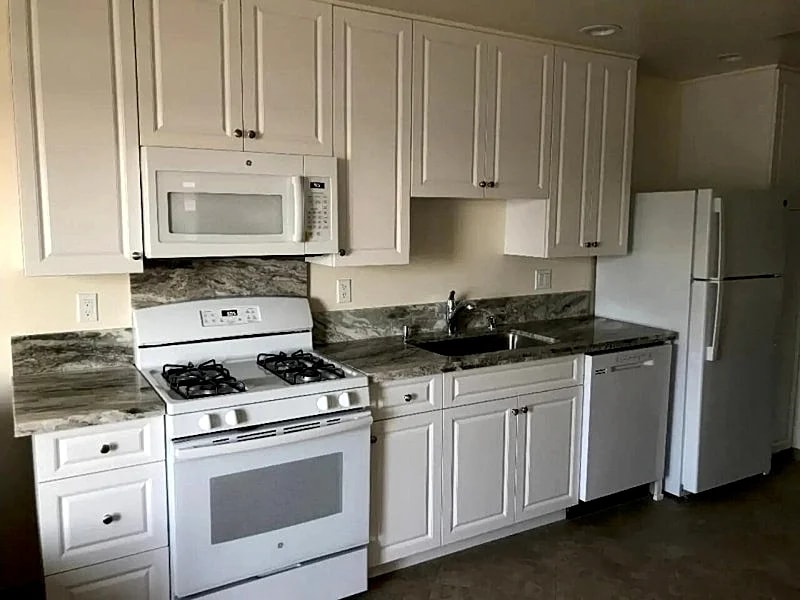 Ocean front - WOW THE VIEW! King BR, updated. in Oceanside, California, United States — photo 3