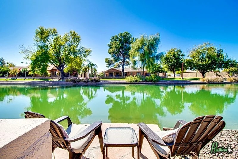 Lakefront Paradise in Great Mesa Neighborhood! in Mesa, Arizona, United States — photo 2