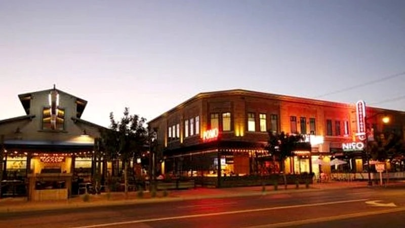 Cozy 2 Bedroom Condo , Walking Distance to Old Town Gilbert! in Gilbert, Arizona, United States — photo 3