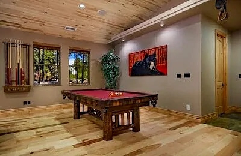 Custom luxury home with AC in Flagstaff, Arizona, United States — photo 4