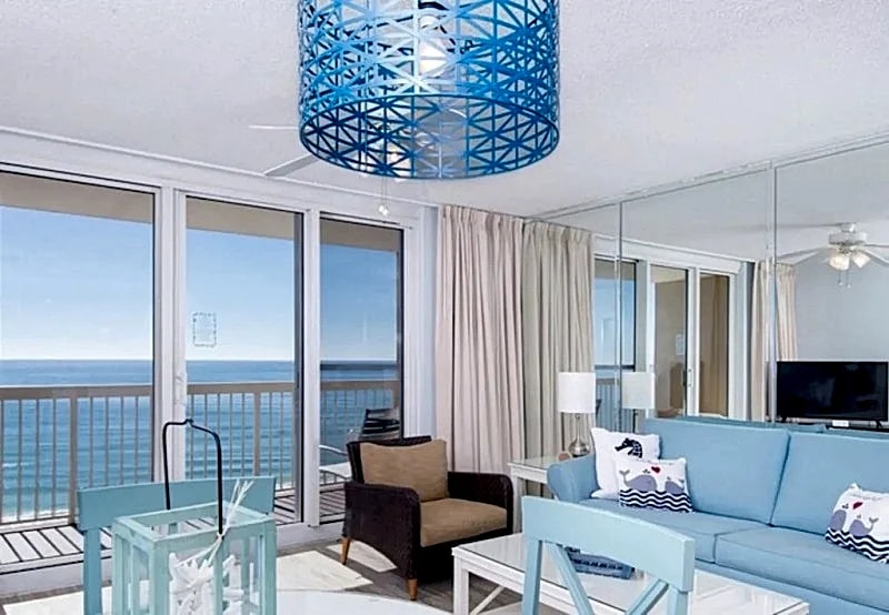 BEACHFRONT | Remodeled | Amazing |10th Floor | Oceanfront in Destin, Florida, United States — photo 2