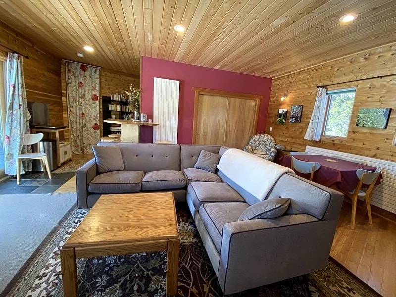 Charming Retreat in High Sierra. Fantastic Views! in Kirkwood, California, United States — photo 3