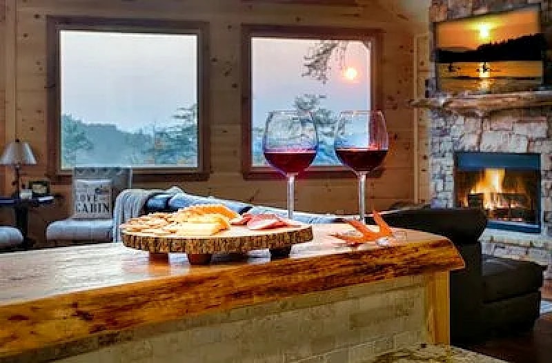 BREATHTAKING VIEWS & DESIGNER LUXURY- ASKA ADVENTURE AREA in Blue Ridge, Georgia, United States — photo 2