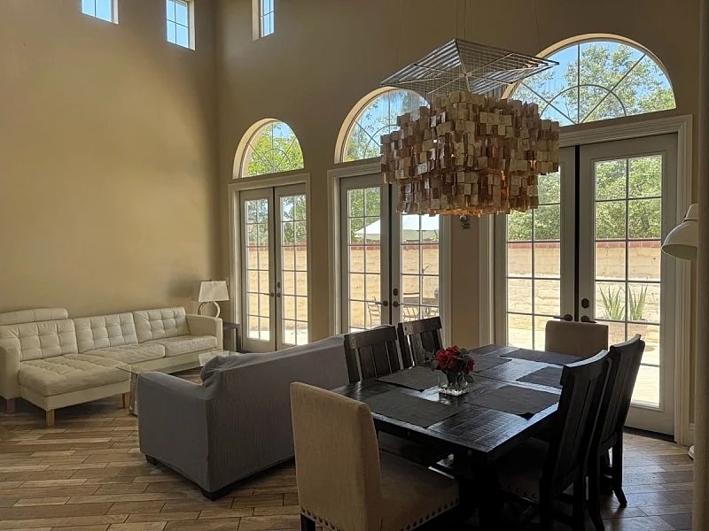 Tustin Retreat • 4 Beds • Sleeps 8 • Family Ready in Tustin, California, United States — photo 3